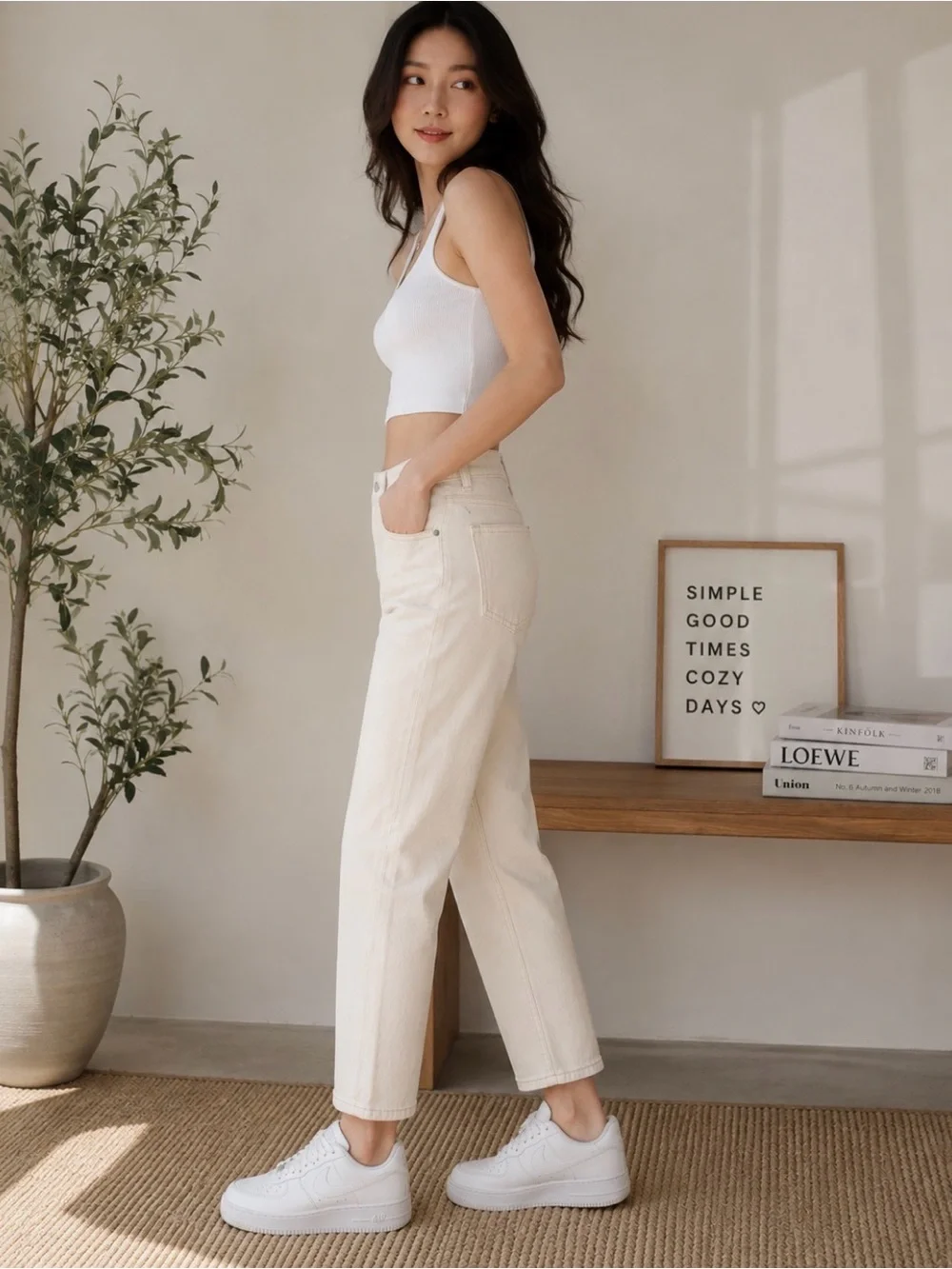 🌸 MNG New White Mom Jeans – Waist 30 / Inseam 27.5 US 4